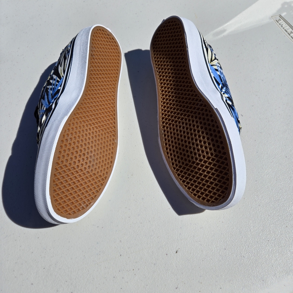 Vans Sneakers, NWOT, Women's 6.5